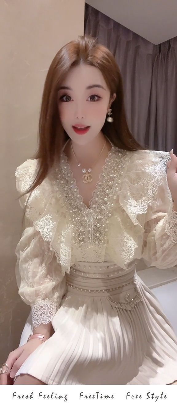 First Love Story Heavy Industry Hand-stitched Pearl Multi-layer Lace Shirt