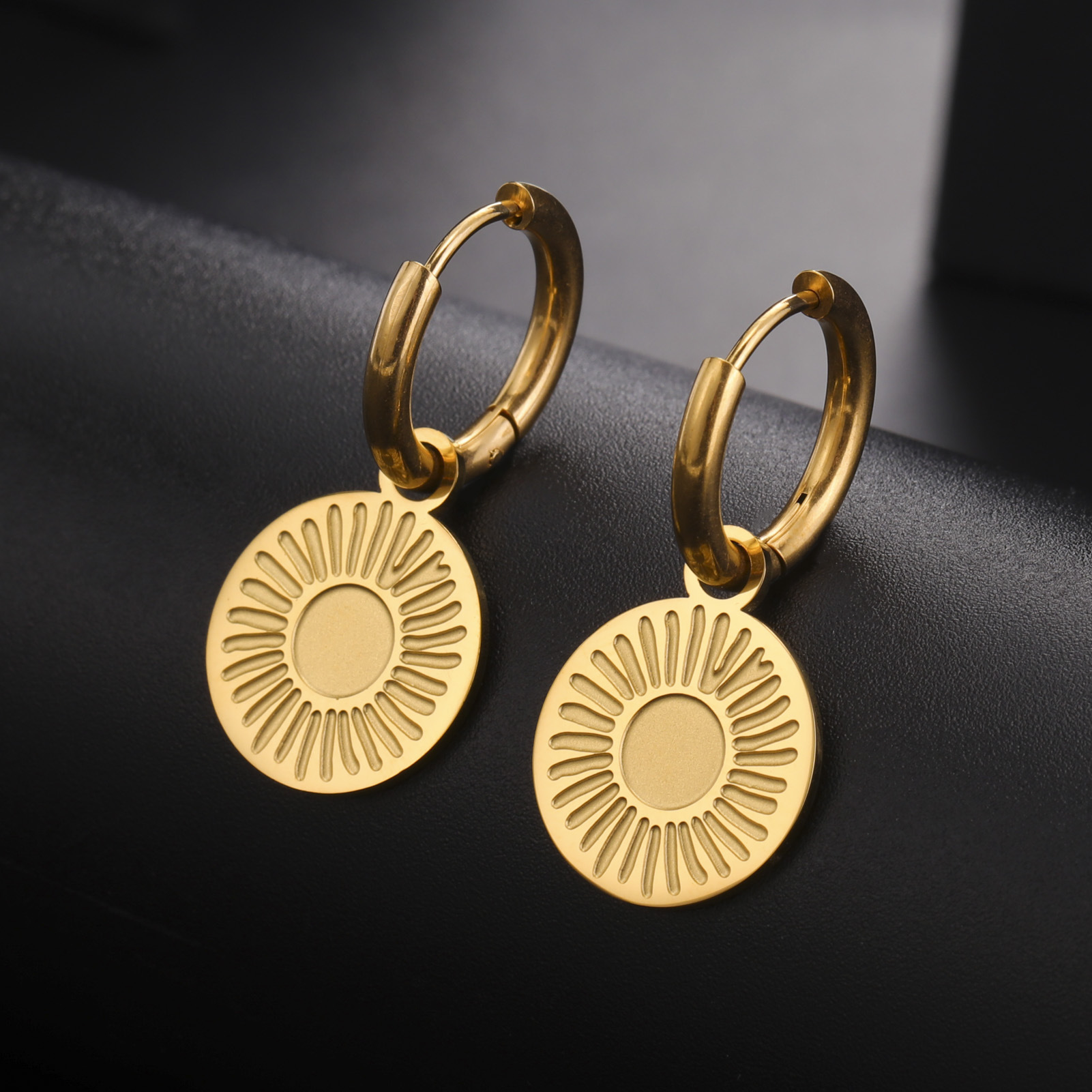 Cut Corrosion Sun Pendant Stainless Steel Earrings