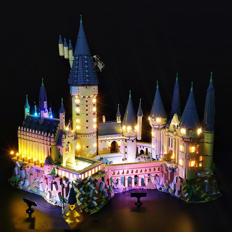 Title 2, Plastic Lighting Suit Castle Set