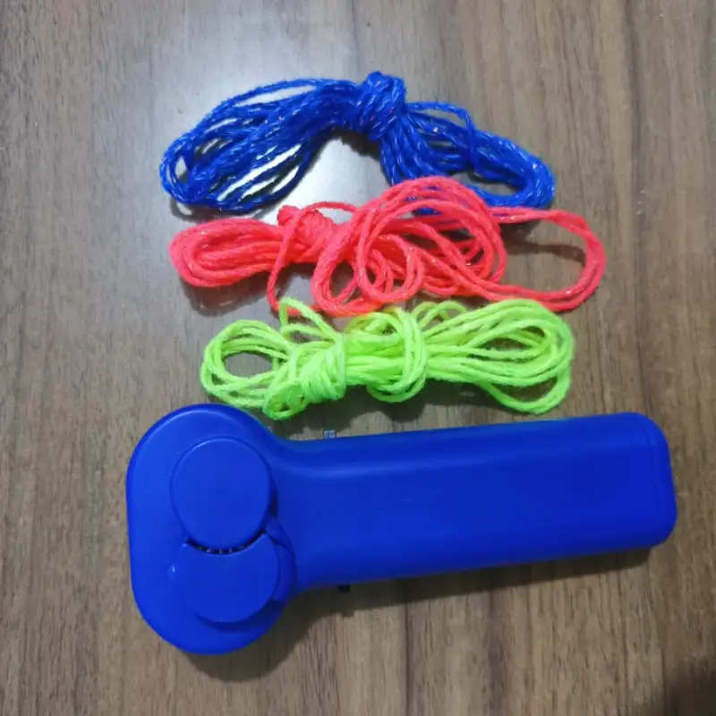 Rope Transmitter Rope Propeller Handheld Motion Decompression Electric Toy