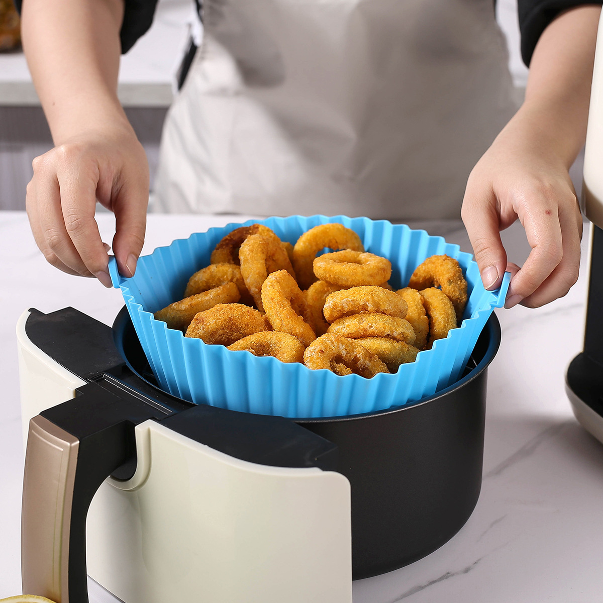 Title 4, Edible Silicon Round Air Fryer Tray