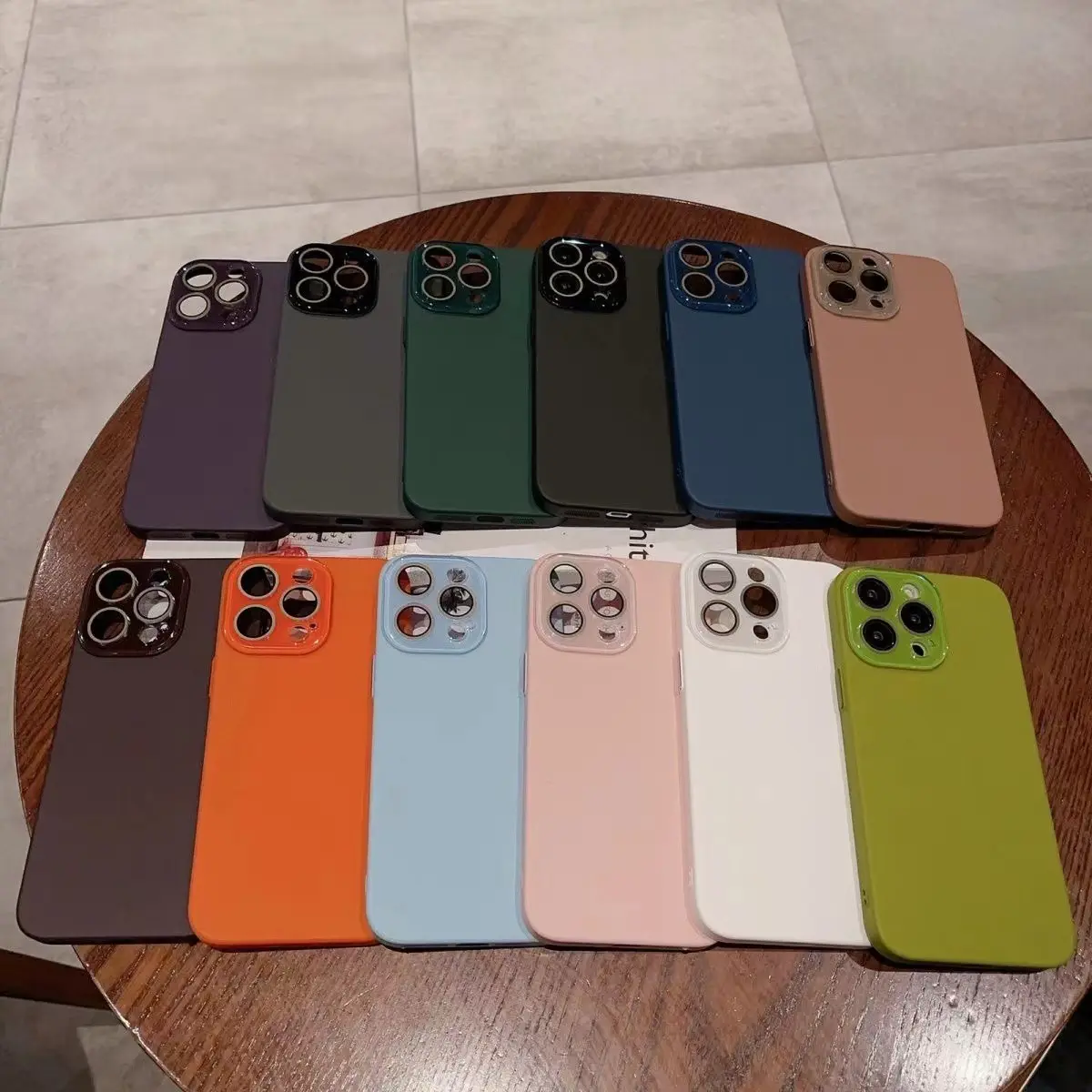 Simple Gradient Avocado With Lens Protector Phone