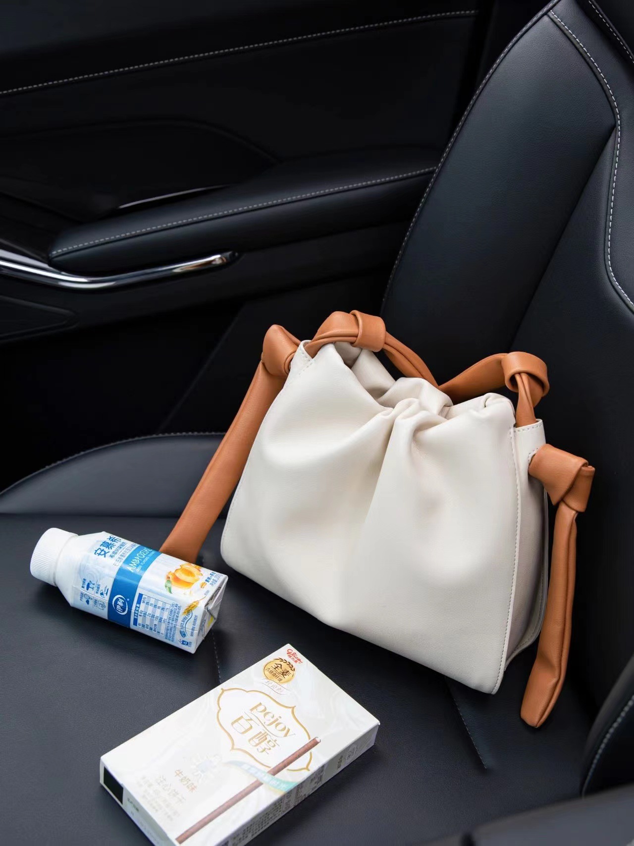 Fashion Color Contrast Single Shoulder Messenger Cloud Bag