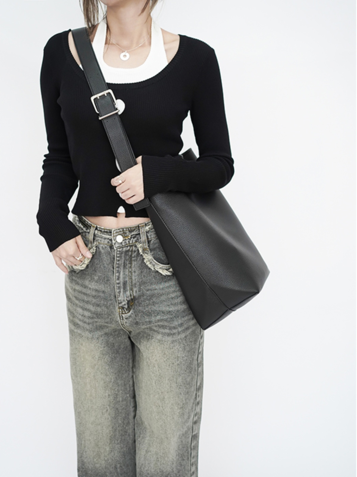 Large Capacity Solid Color Simple Lychee Pattern Bucket Bag — foto 7