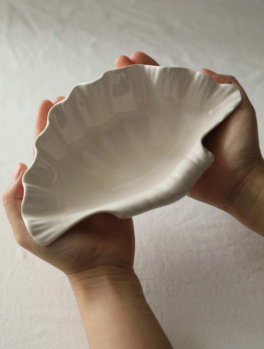 Gentle Cream Color Three-dimensional Shell Retro Ceramic Dinner Plate - Image 13