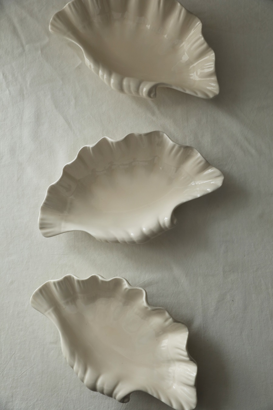 Gentle Cream Color Three-dimensional Shell Retro Ceramic Dinner Plate - Image 15