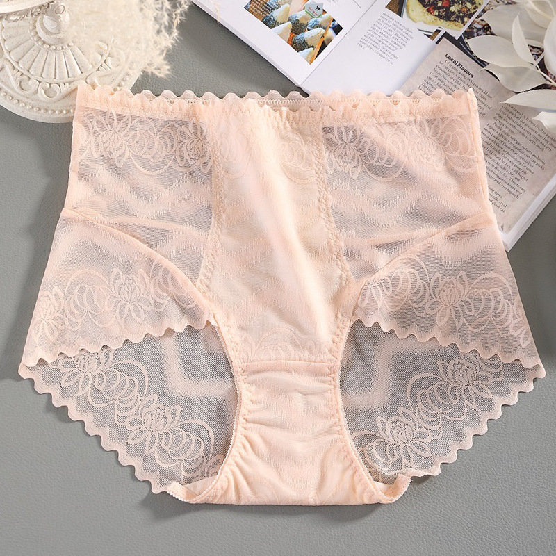 Title 3, Lace Breathable Hip Lifting Seamless Ilk Underwear