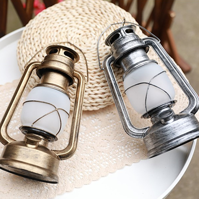 Battery-Powered LED Lantern, picture 3 of 7