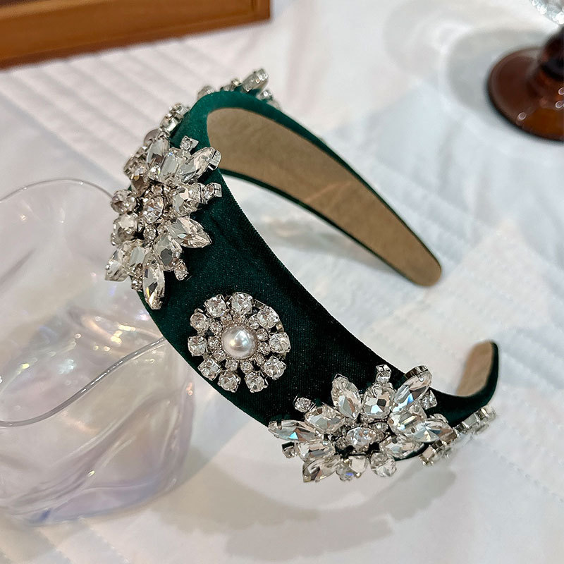 Retro Baroque Pearl Rhinestone Headband - Image 11