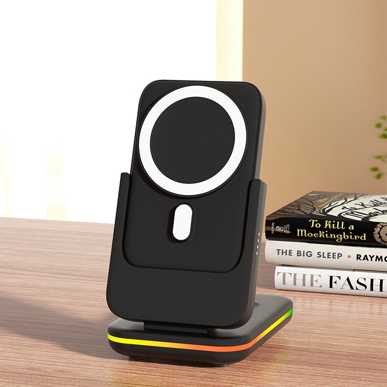 Magnetic Three-in-one Wireless Charger Electrical Magnetic Power Bank 5000 MA Magnetic Wireless Charger 9