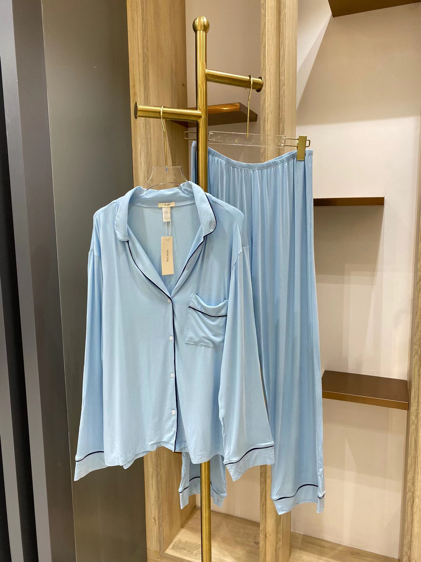 Title 10, Light Luxury And Simplicity Pajamas Women