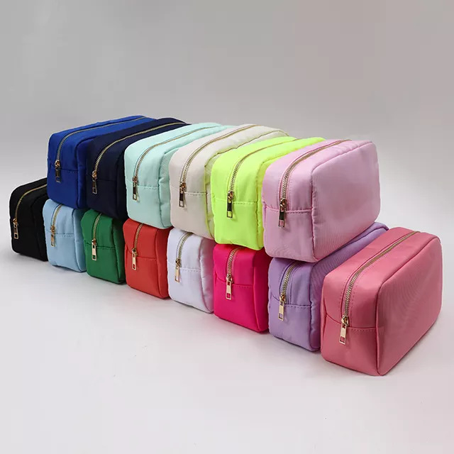 Title 4, Portable Wash Embroidery Nylon Storage Bag