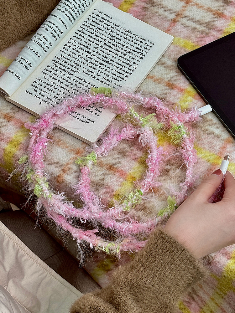 Original Plush Cherry Blossom Powder Data Cable - Image 9