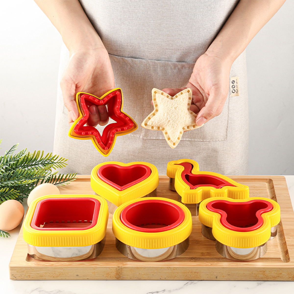 Title 9, Pocket Sandwich Cutter Toast Bread Mold