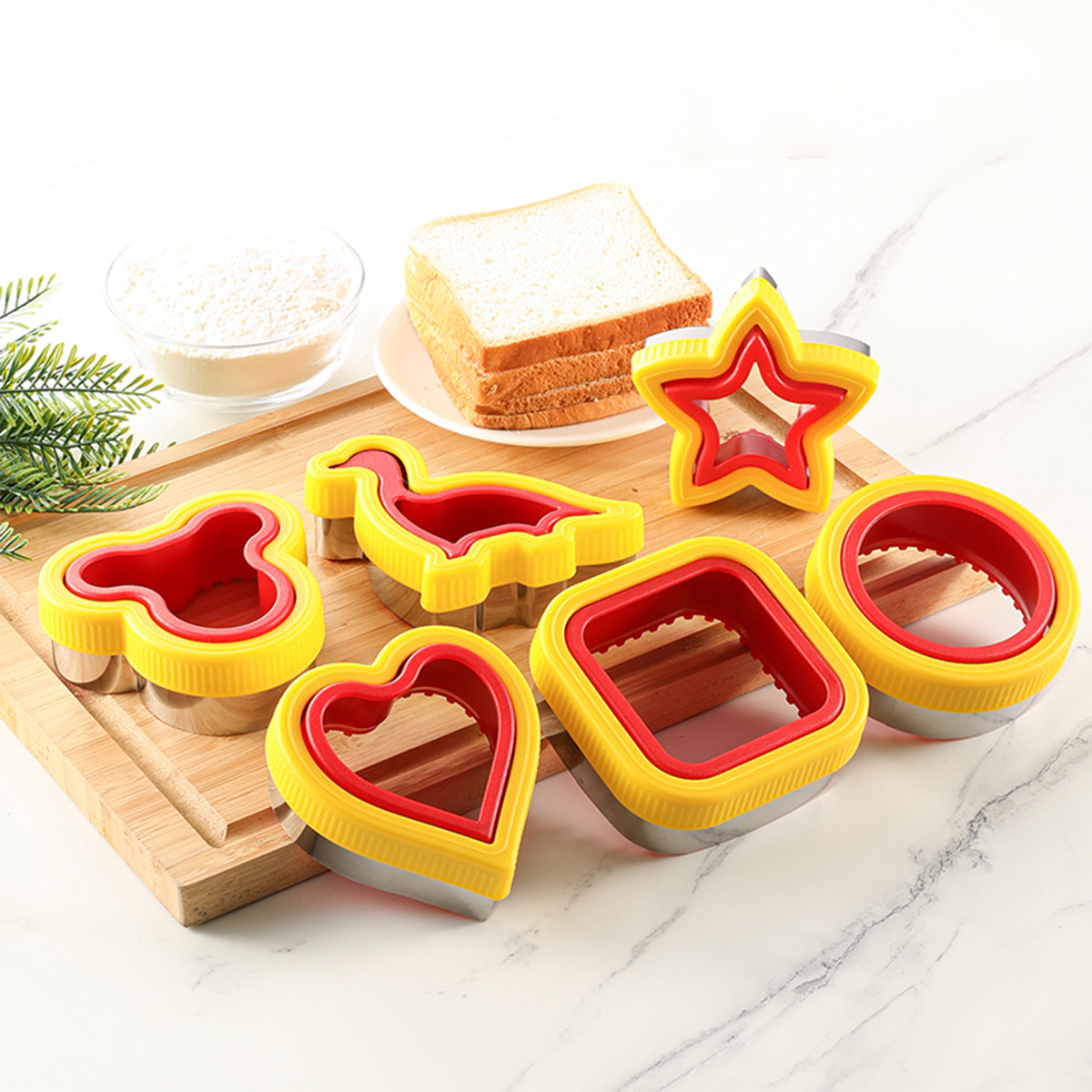 Title 10, Pocket Sandwich Cutter Toast Bread Mold