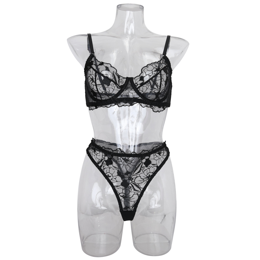 Title 4, Lace Suit Underwear Two-piece