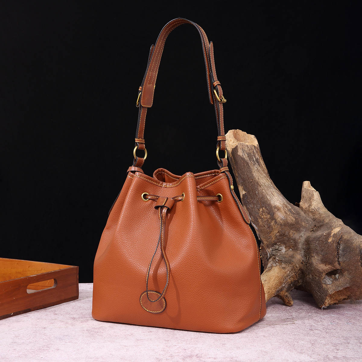 Vintage Pebble Lychee Particle Shoulder Handbag