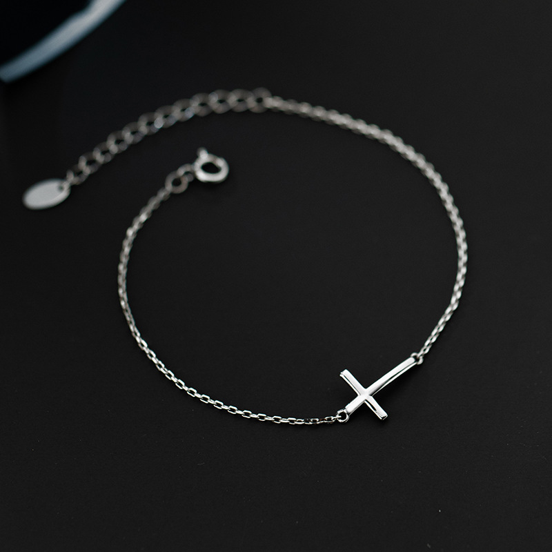 Title 6, S925 Silver Faced Cross Bracelet Korean Version