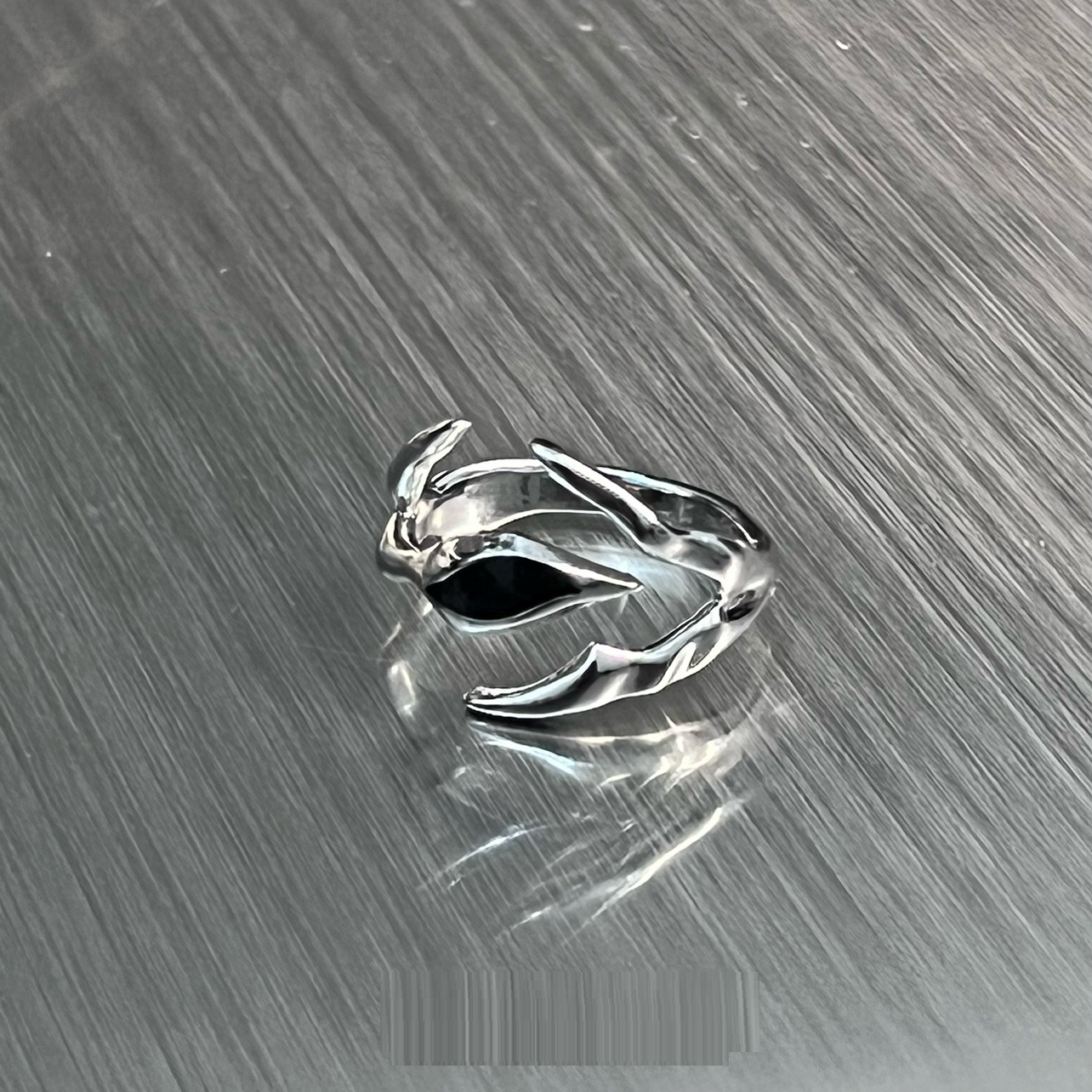Irregular Shaped Black Onyx Metal Ring Street Tide Special-interest Design High Sense Men And Women — foto 8