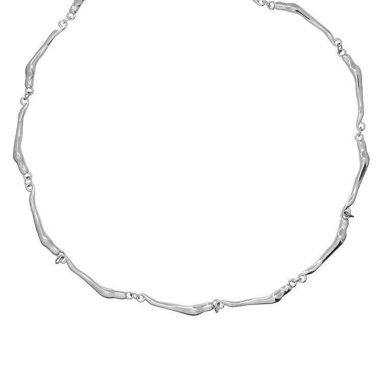 Twisted Wave Pattern Necklace For Men And Women