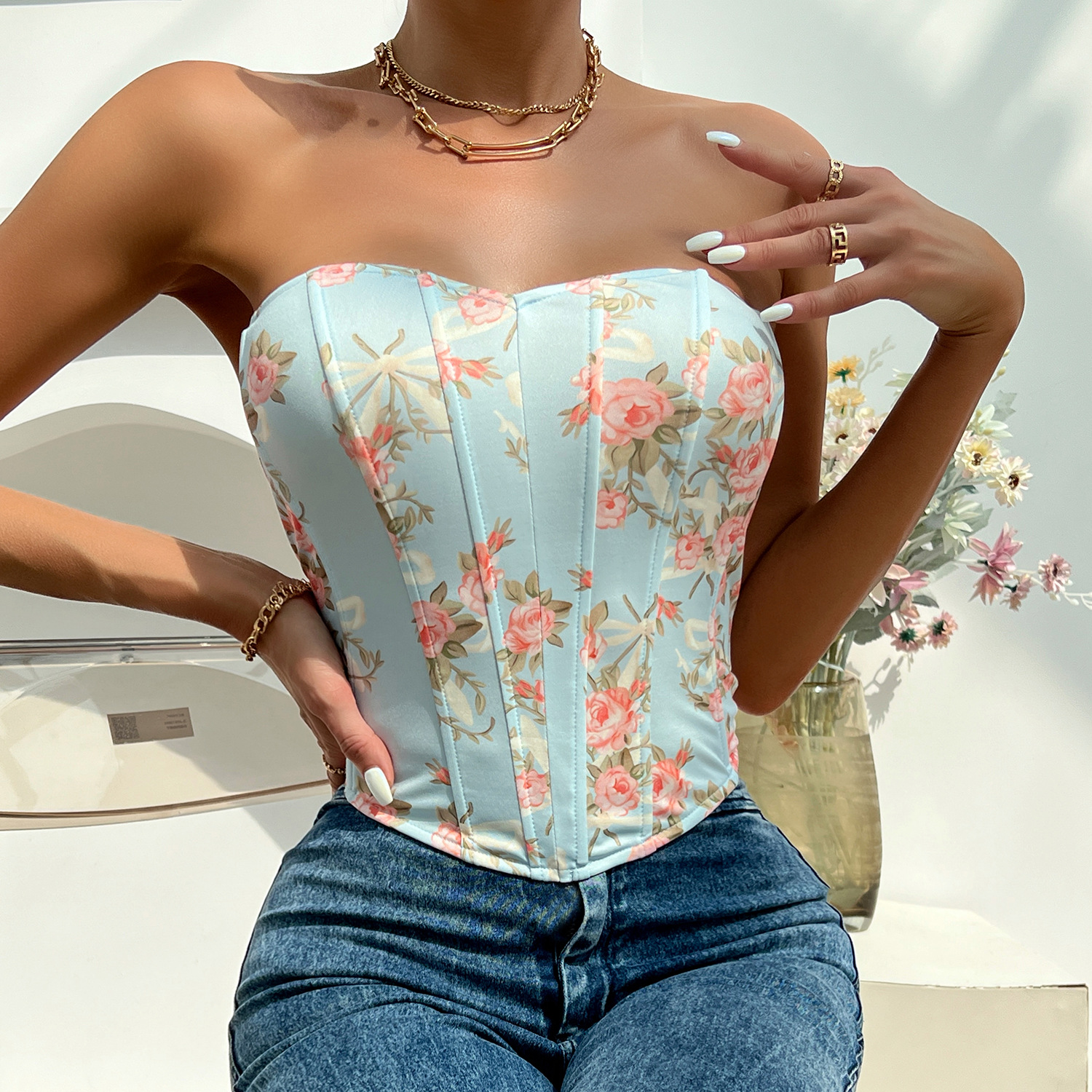 Title 7, Sexy Hot Girl Low-cut Backless Flower Wrapped C...