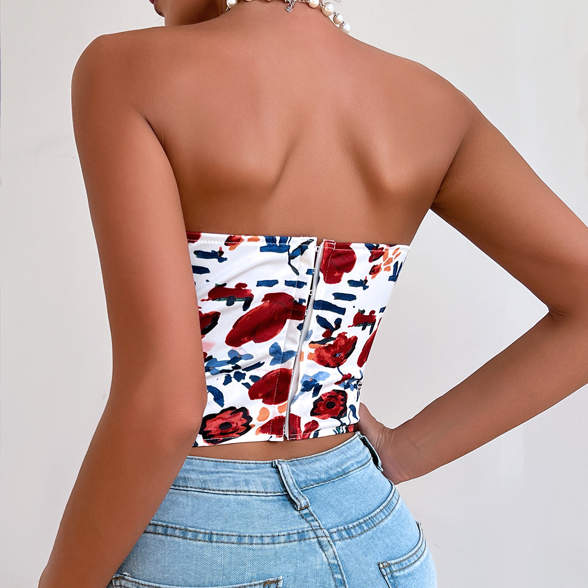 Title 24, Sexy Hot Girl Low-cut Backless Flower Wrapped C...