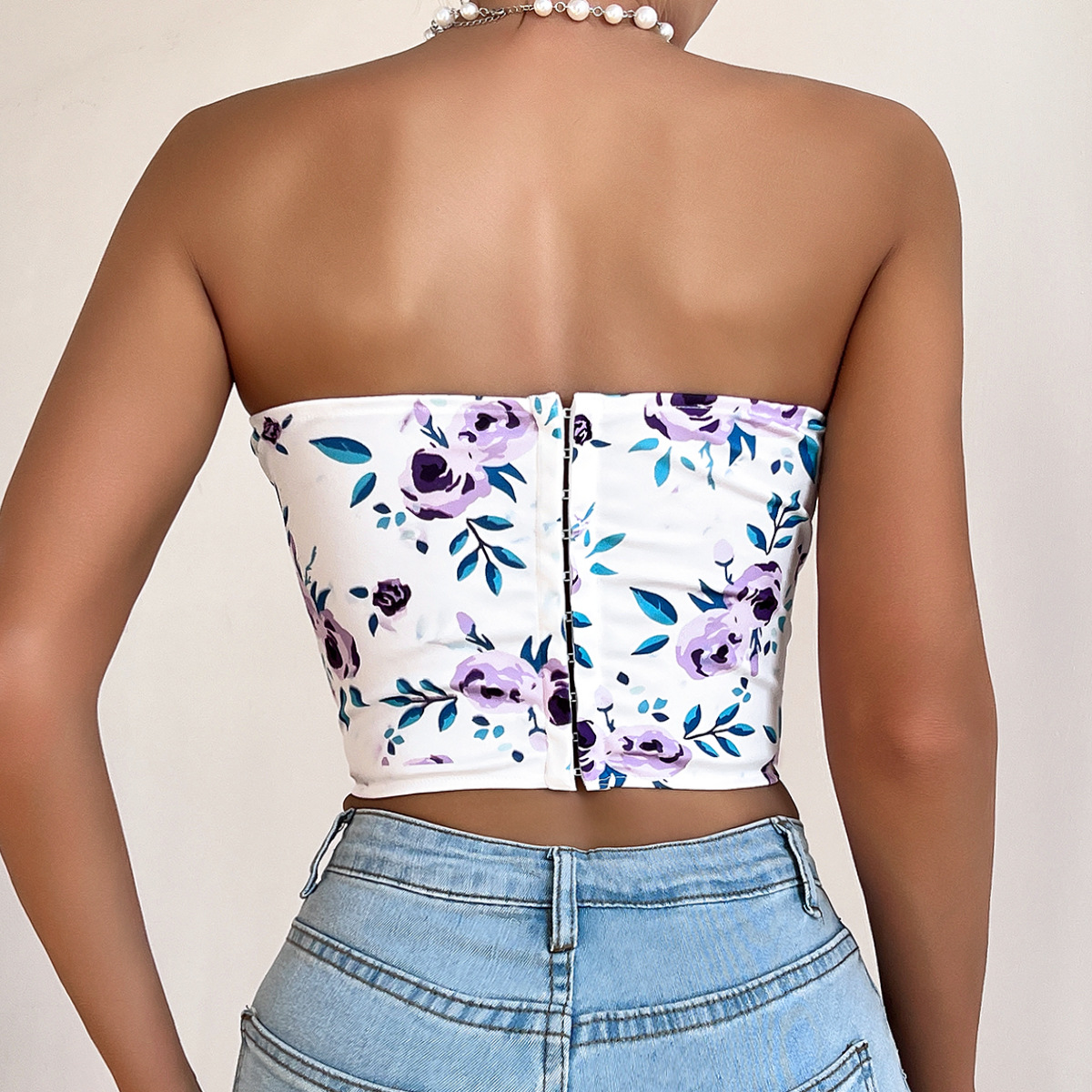 Title 33, Sexy Hot Girl Low-cut Backless Flower Wrapped C...