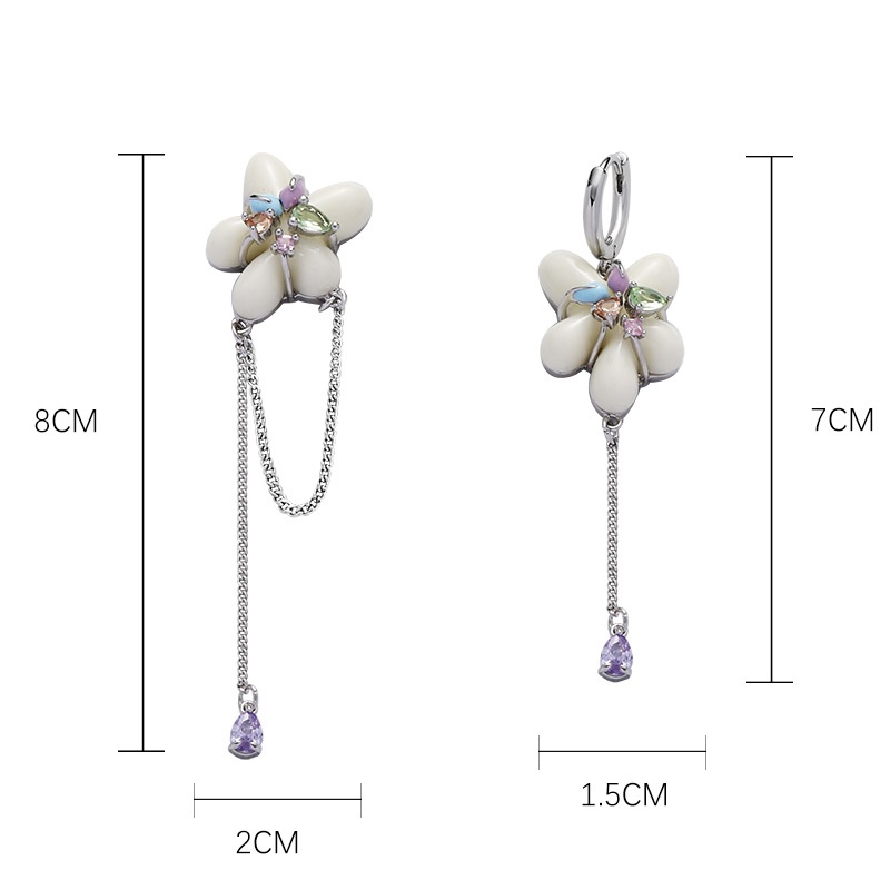 Original French Style Cream Resin Flower Necklace For Women Light Luxury Minority Clavicle Chain Temperament Wild Sweet Accessory