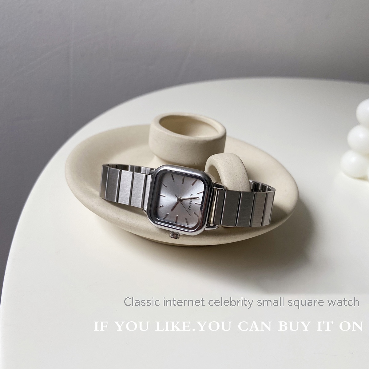 Cool Style All-matching Graceful Retro High Sense Fashion Simple Quartz Watch