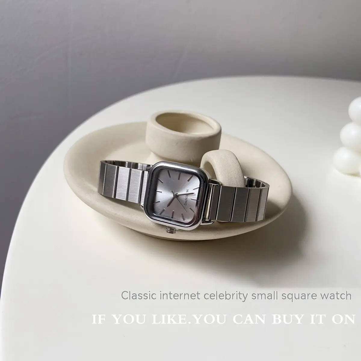 Cool Style All-matching Graceful Retro High Sense Fashion Simple Quartz Watch