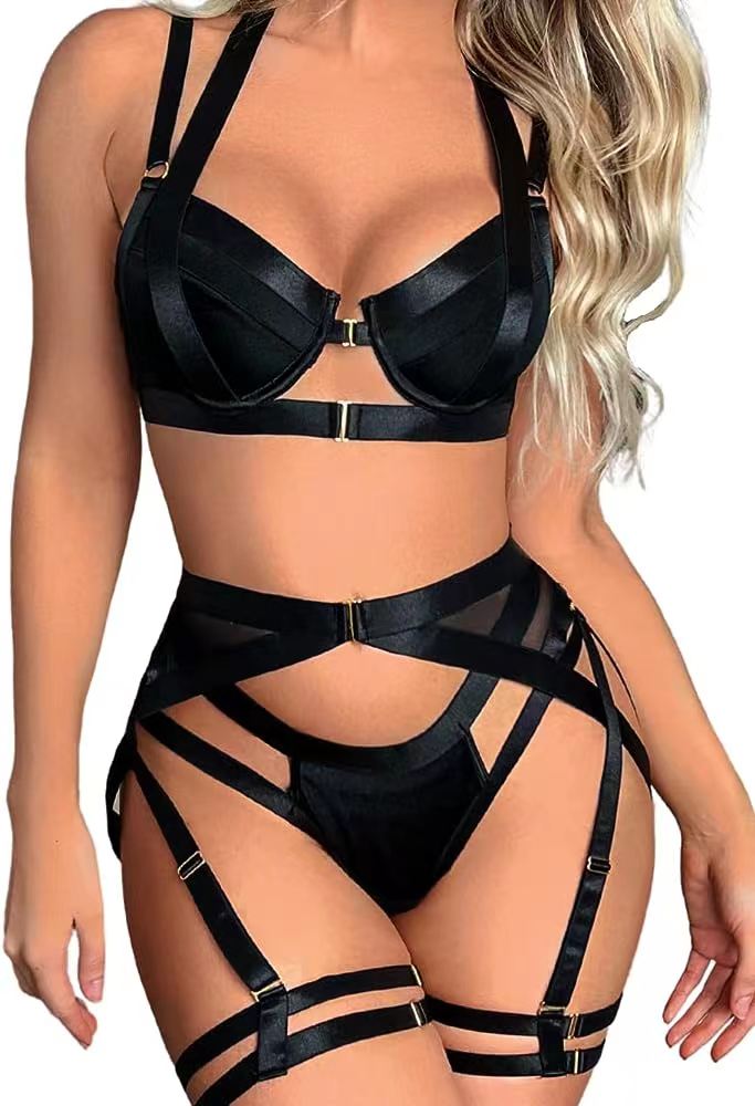 Title 2, Four-piece Set Lace-up Cutout Front Buckle Suit