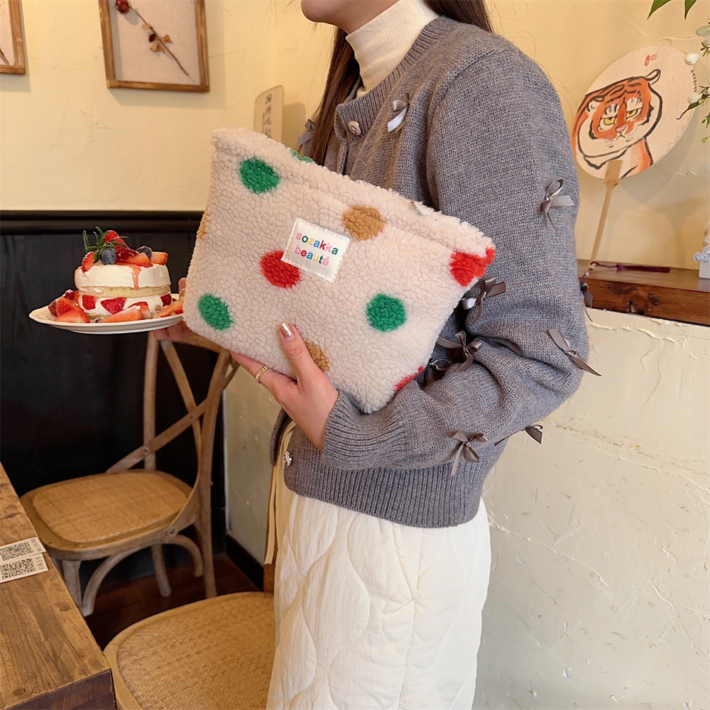 Winter Plush Color Polka Dot Large Capacity Travel Skincare Cosmetic Storage Bag