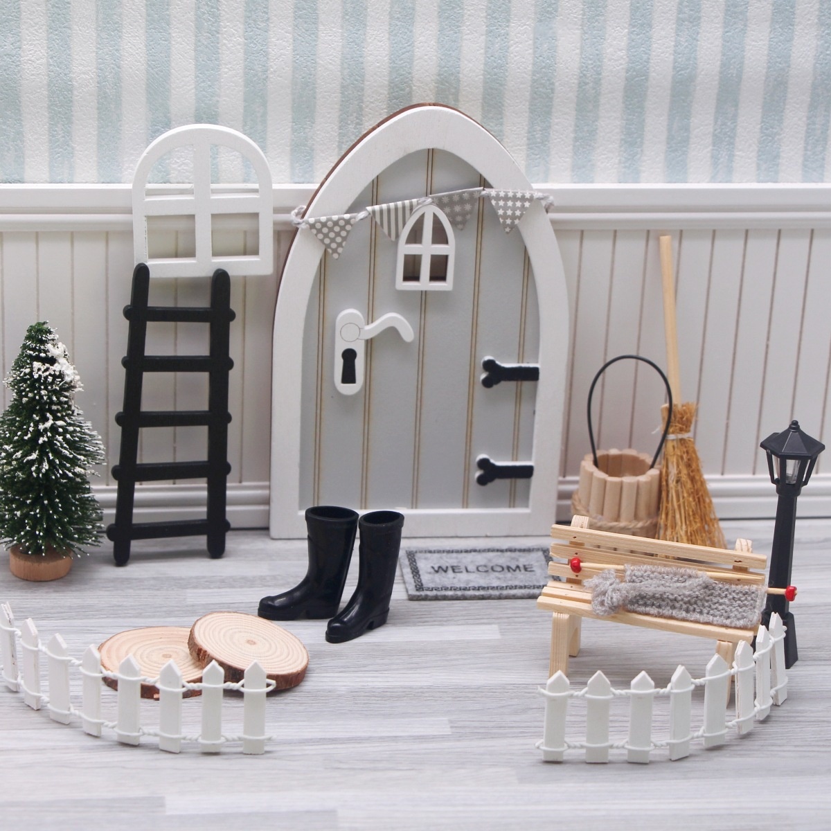 Title 3, Doll House Wooden Gray Courtyard Set