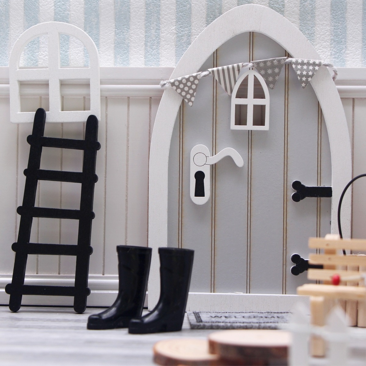 Title 5, Doll House Wooden Gray Courtyard Set