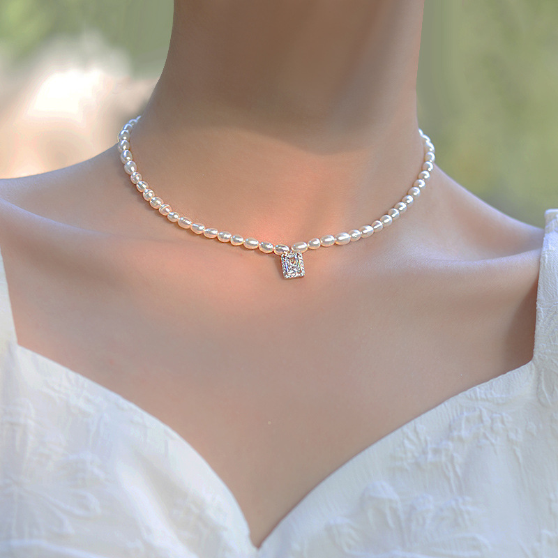 Women's Water Drop Square Pearl Necklace