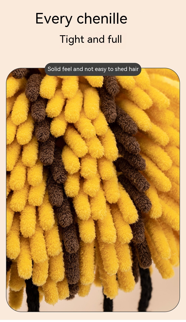 Title 2, Bee Chenille Hand-wiping Ball Creative