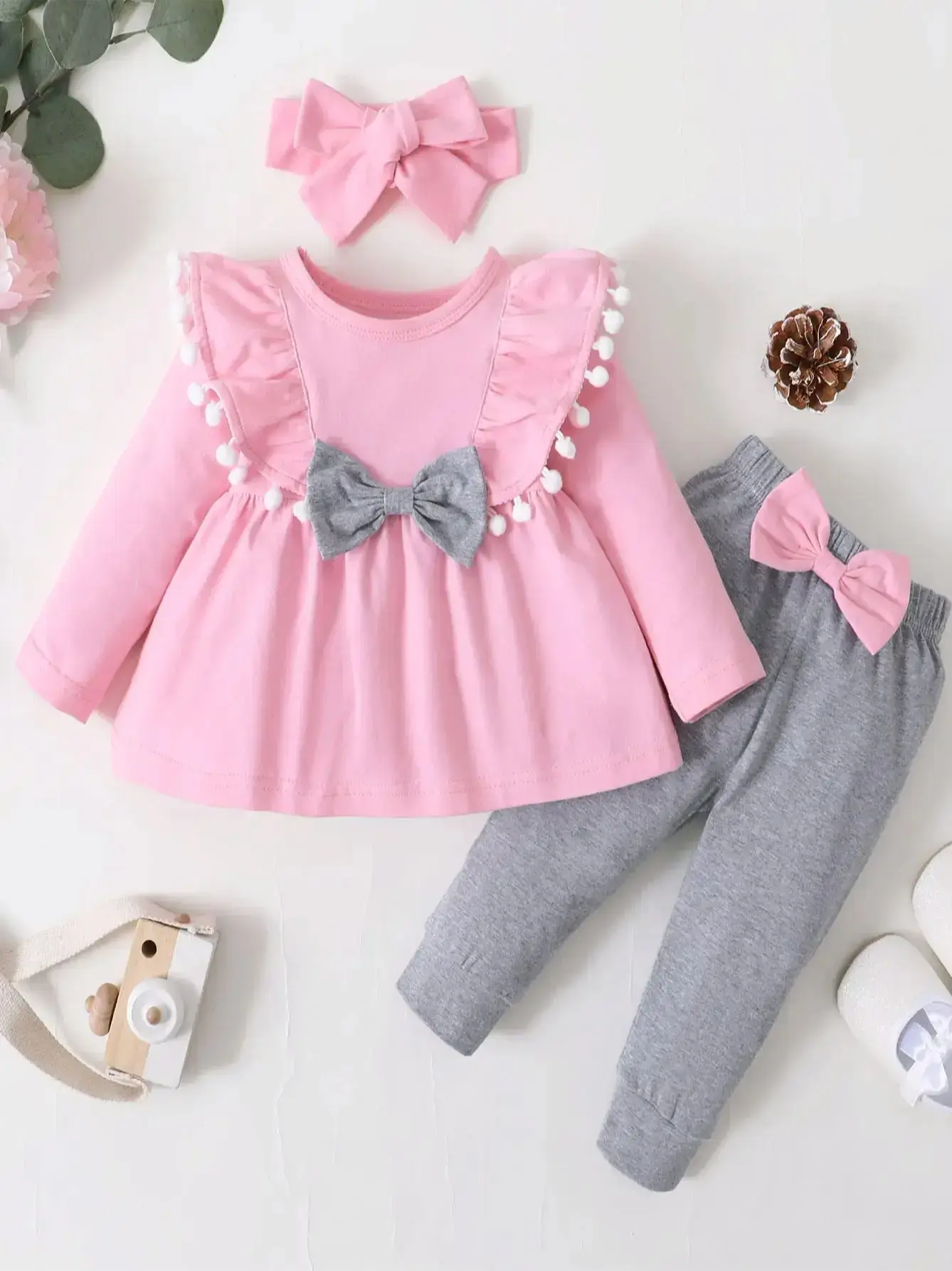 Long Sleeved Ball Fly Edge And Gray Leggings Set