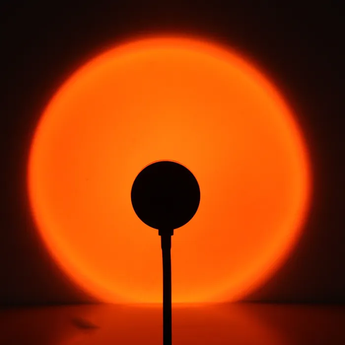 Sunset Projection Lamp, USB Mood Light with Color Options - detail photo 1