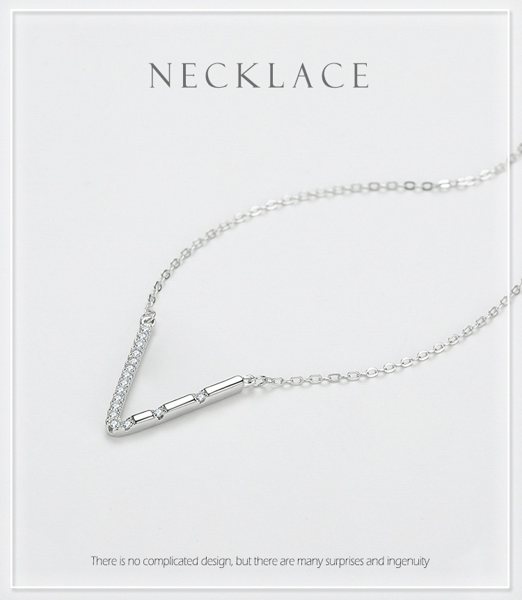 S925 Sterling Silver Temperamental Girl's V-shaped Pendant Necklace