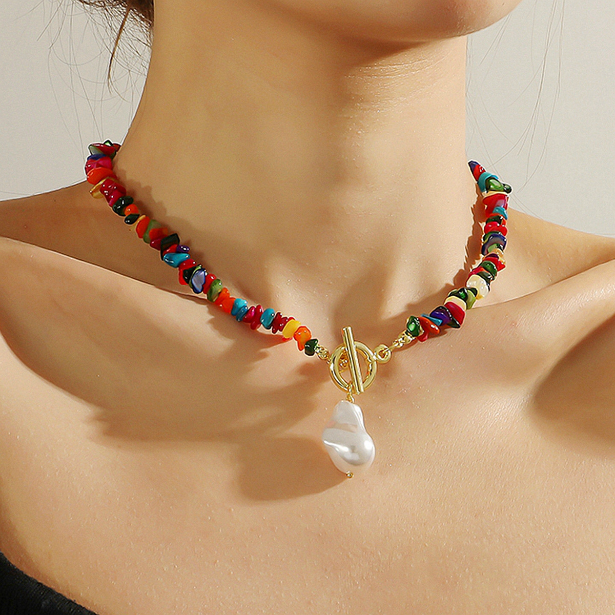 Bohemian Colored Crushed Stone Ins Necklace