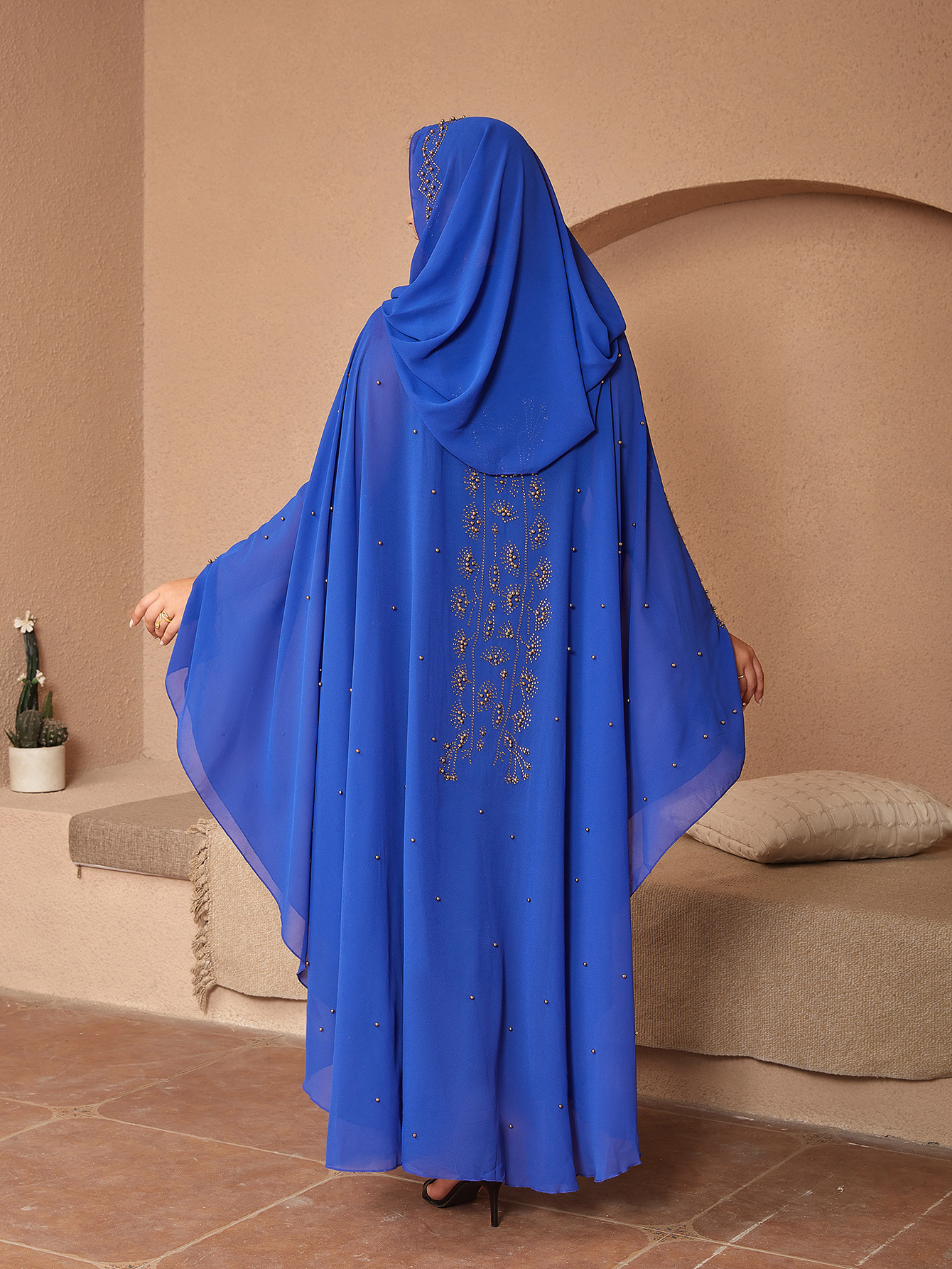 Title 16, Moslim chiffon cape en sjaal met strass en kral...