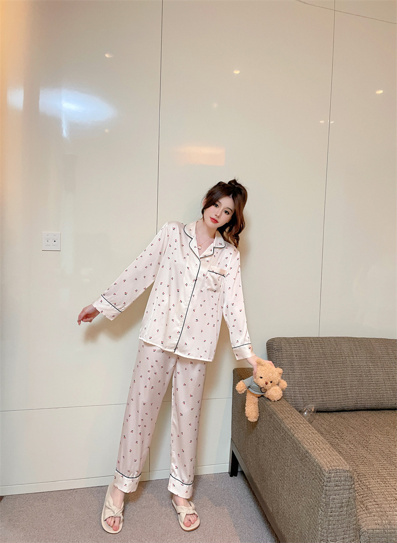 Title 17, Womens Digital Printing Cartoon Pajamas Suit