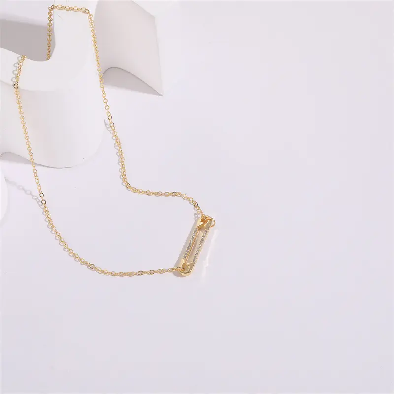 Pin Zircon Pendant Clip Personalized Design Versatile