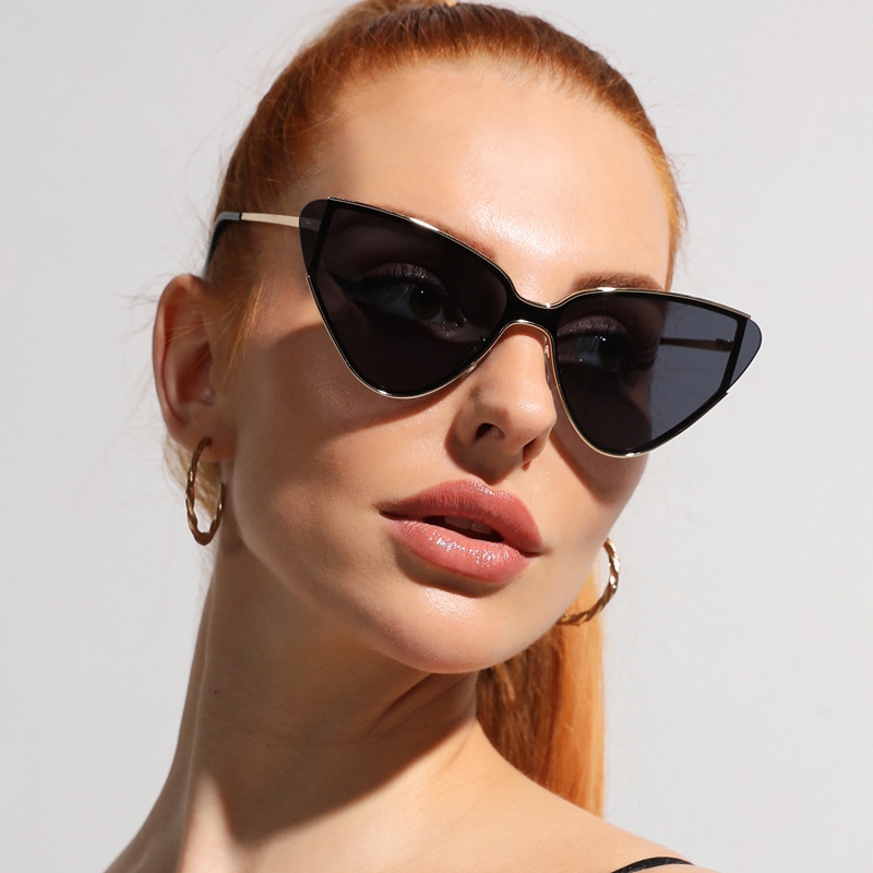 Retro Cat-Eye Sunglasses for Women – Vintage & Stylish Shades