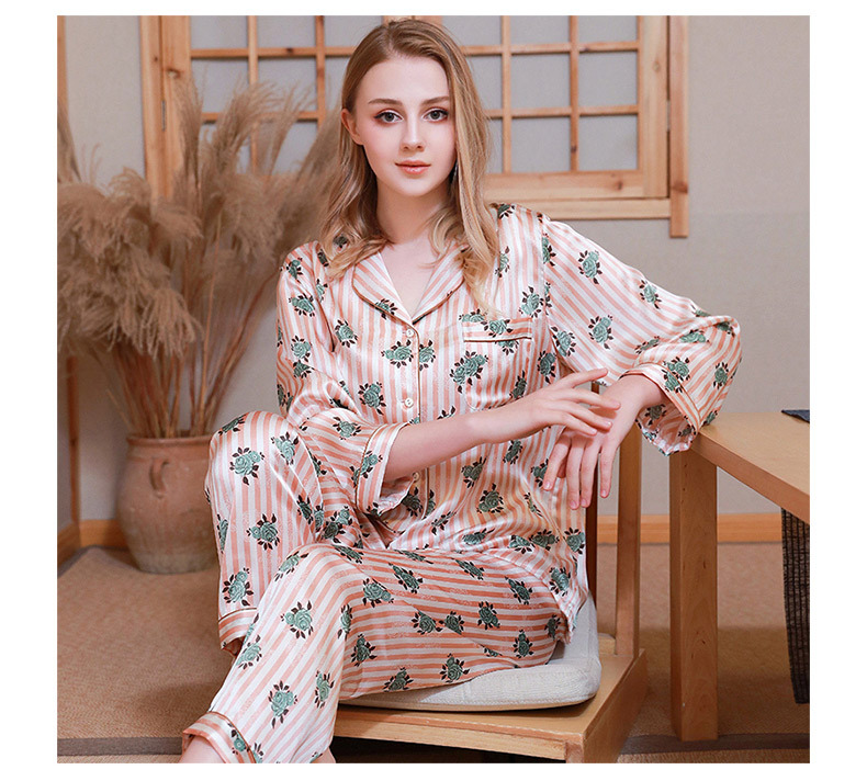 Title 11, Two-piece suit long sleeve silk home service