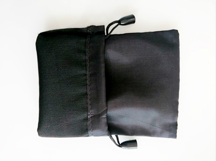 Title 5, Glasses cloth bag