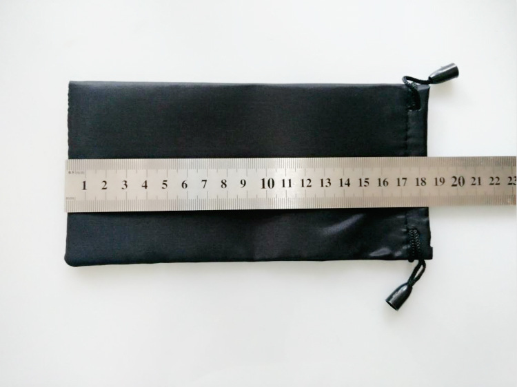 Title 7, Glasses cloth bag