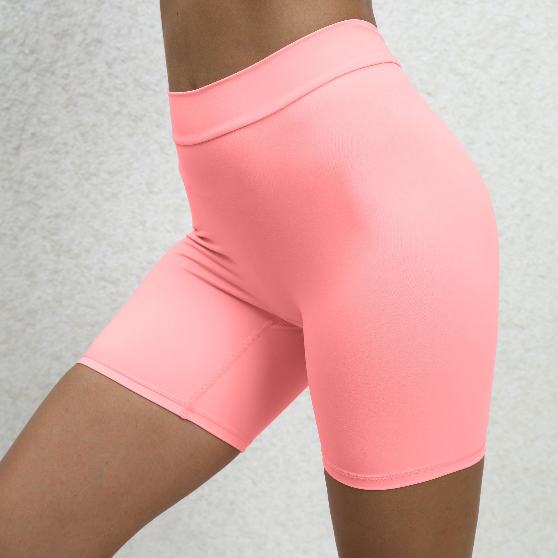 Title 17, Yoga shorts met hoge taille en diepe V-hals, an...