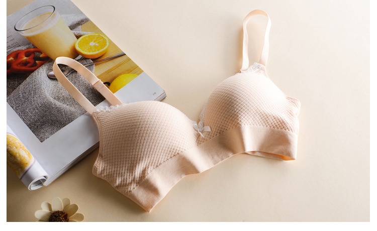 Title 2, Japanese Style Gathered Lace Wireless Bra Sexy ...