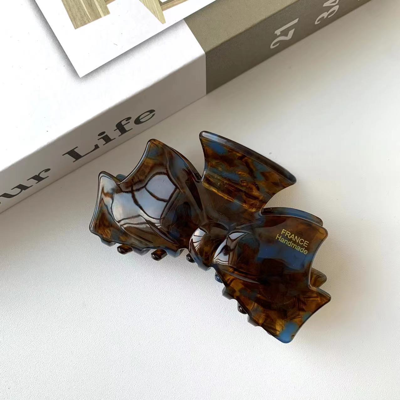 Maillard High Grade Bow Acetate Grip - Image 4